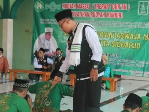 Mengatasi Gangguan Jin dengan Ruqyah