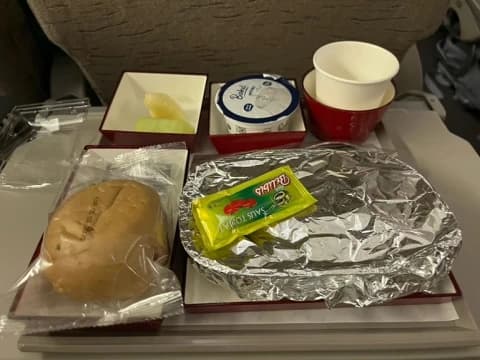 Akhirnya Kami Bisa Sahur di Pesawat Menuju Korea Selatan