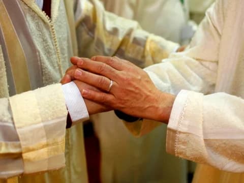 Menjaga Tradisi Maaf-Memaafkan dalam Kehidupan Sehari-hari