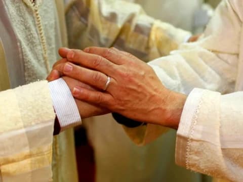 Tafsir Surat Al-Anfal Ayat 61: Perdamaian, Jalan Menuju Kesejahteraan dan Kebahagiaan