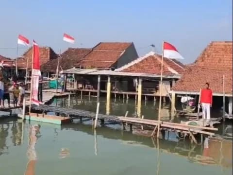 Warga Sayung Minta Pemerintah Tak Asal Tangani Banjir Rob