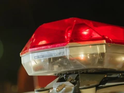 Tot Tot Wuk Wuk: Fenomena Strobo Jalanan dalam Sorotan Fiqih Islam