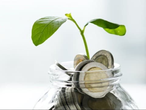 Keutamaan Sedekah di Hari Jumat