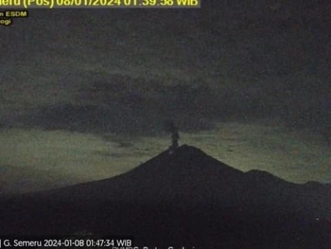 Semeru Kembali Erupsi, Warga Diminta Waspada Potensi Awan Panas hingga Lahar