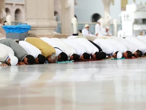 3 Amalan Sunnah Sebelum Berangkat Shalat Idul Fitri