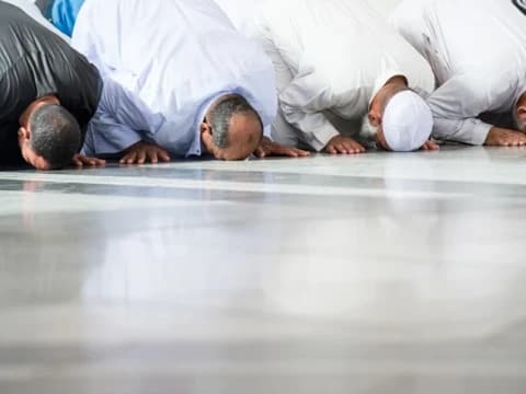 Kultum Ramadhan: Faidah Tarawih Secara Rohani dan Jasmani