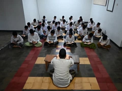 Memahami Sistem Pendidikan Pesantren Salaf
