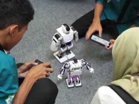 Siswa MAN 3 Palembang Bawa Robot dalam Ajang Myres 2022