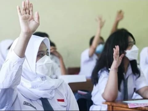 Polemik Pemaksaan Jilbab, Sekolah Harus Jadi Ruang Inklusif bagi Pelajar