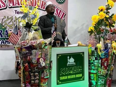 Meriahnya Maulid Nabi yang Diiringi Rebana Khas Bawean di Malaysia