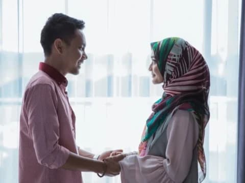 Memahami dengan Bijak 'Suami Milik Ibunya'