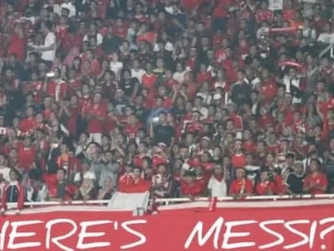 Meski Tanpa Messi, Suporter Timnas Tetap Antusias Saksikan Laga Indonesia vs Argentina