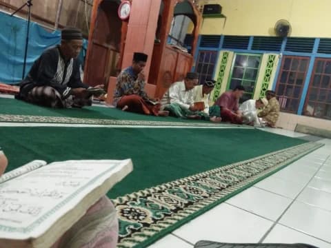 Solidaritas Warga Desa Yamansari Tegal untuk Ringankan Jamuan Tahlil bagi Shohibul Musibah