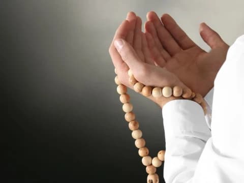 Wirid Akhir Ramadhan dari Khalifah Umar bin Abdul Aziz