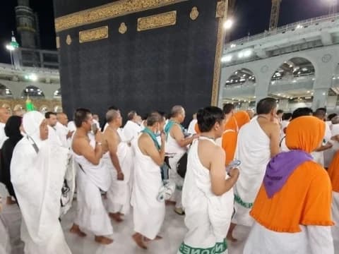 Doa Memulai Tawaf Mengelilingi Ka’bah