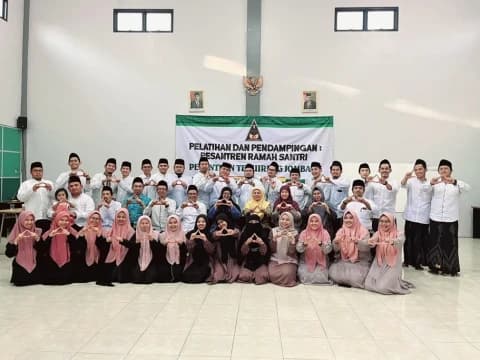 Cara Tebuireng Wujudkan Pesantren Ramah Anak: Intensif Lakukan Perbaikan Pengurus dan Pembina Santri