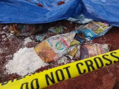 Pemilik Lahan Ungkap Fakta Timbunan Bansos Presiden di Depok