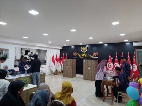 Pakai Bus ke TPS, WNI di Tunisia Anggap Pemilu Jadi Ajang Silaturahim dan Penuhi Tanggung Jawab Demokrasi