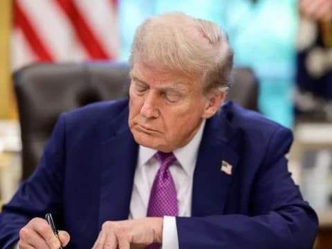 Trump Ubah Nama Departemen Pertahanan Jadi Departemen Perang Tanpa Persetujuan Kongres