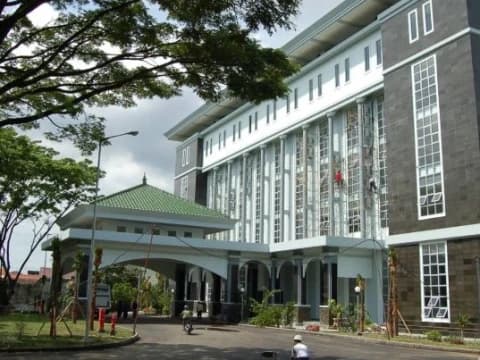 UIN Maliki Malang, Paduan Kemegahan, Keasrian dan Prestasi PTKIN Berjuluk Al-Azhar Indonesia 