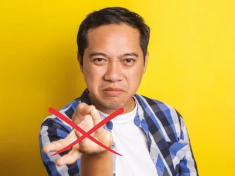 Khutbah Jumat: Larangan Meremehkan Orang Lain 