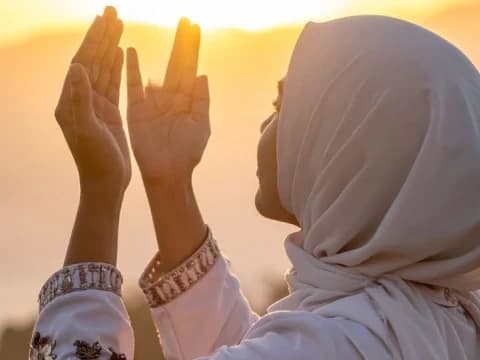 Ilustrasi berdoa. Sumber: Canva/NU Online.