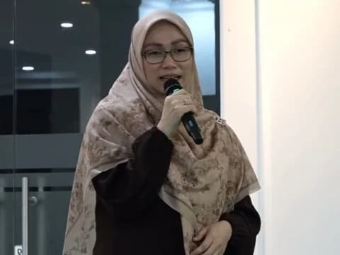 Ustazah Qotrunnada Syathiri Tekankan Thalabul Ilmi sebagai Fondasi dalam Berdakwah