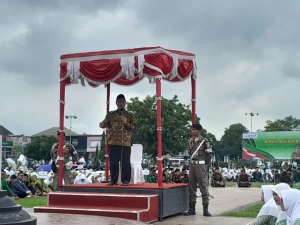 KH Zulfa Mustofa: NU Teguh pada Tanggung Jawab Agama dan Kebangsaan