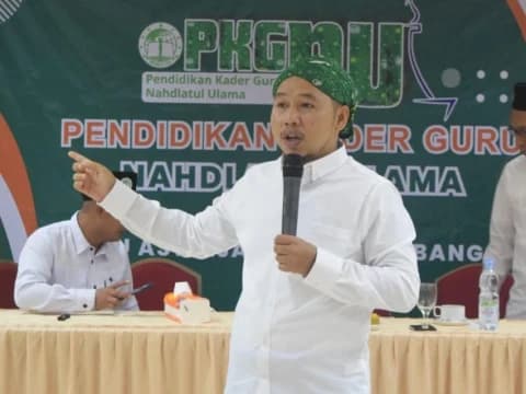 Waketum Pergunu Sampaikan Kode Etik Guru sebagai Panduan Moral dan Disiplin Profesi
