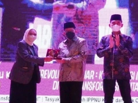 Wamenag Ingatkan IPPNU Adanya Tantangan Bonus Demografi dan Industri Digital