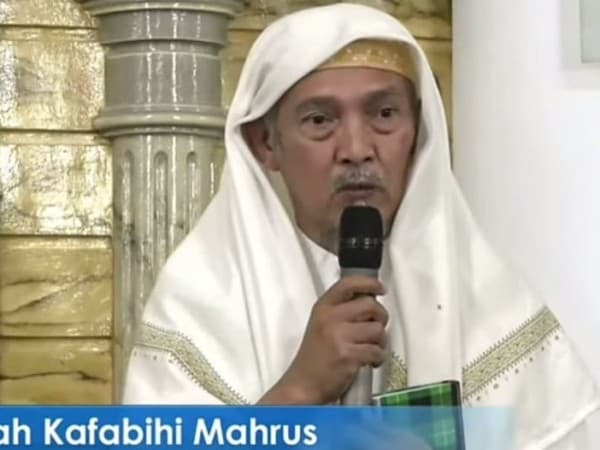 Kiai Kafabihi Ajak Umat Islam Bersyukur Menjadi Umat Rasulullah