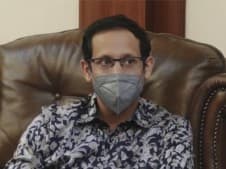 Mendikbud Pastikan SKB 4 Menteri Akomodir Aturan PTM di Tengah Lonjakan Omicron