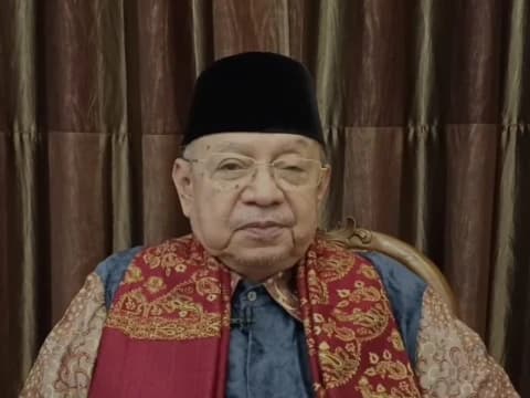 Kiai Zakky Mubarak: Seorang Muslim Harus Sering Mengaca Diri 