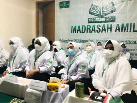 Siapkan Pengelola Zakat Profesional, LAZISNU Hong Kong Gelar Madrasah Amil