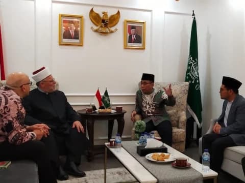 Berkunjung ke PBNU, Wakil Hakim Agung Palestina: Kami Tenang Gus Yahya Berada di Pihak Kami