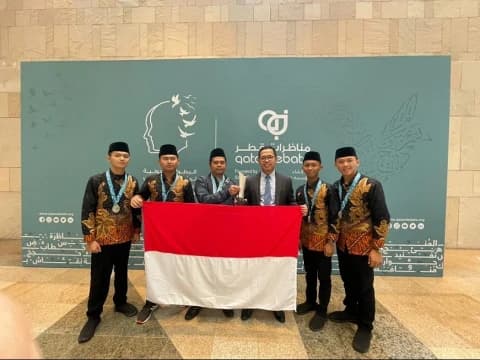 Wakili Indonesia, MA Al-Hikmah 2 Brebes Sabet Juara di Ajang Debat Bahasa Arab Internasional