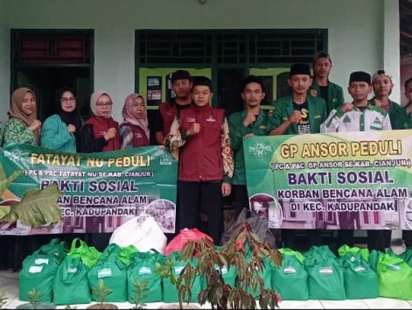 Keluarga Besar NU Kadupandak Salurkan Bantuan untuk Korban Bencana Alam di Cianjur Selatan