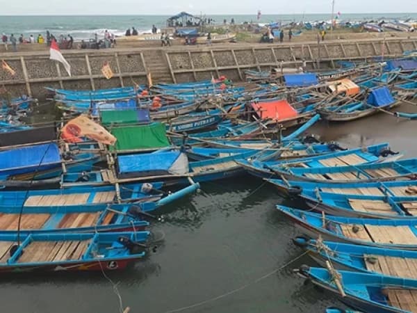 Gelombang Tinggi di Cianjur Hantam 67 Perahu Nelayan, SNNU Desak Revitalisasi Dermaga