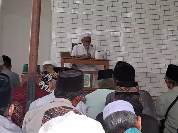 Tidak Seperti Munafik, Ini Pentingnya Amalkan Ilmu dalam Kajian Tafsir