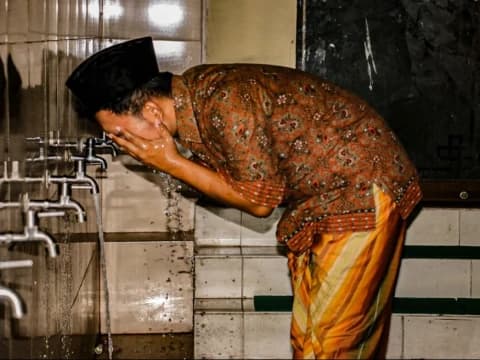 Membaca Bismillah di Tengah Wudhu karena Lupa, Masih Sunnahkah?