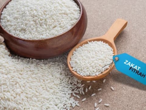 4 Argumentasi Prioritaskan Zakat Fitrah kepada Fakir Miskin daripada Tokoh Agama