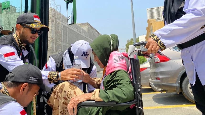 Jelang Puncak Haji, 300 Jamaah Lansia dan Disabilitas Non-Mandiri Tempati Hotel Transit untuk Ikuti Safari Wukuf