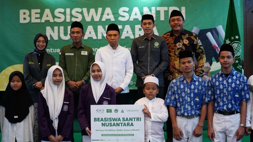 LAZISNU Salurkan Beasiswa Pendidikan untuk Santri di Jabodetabek, dari Jenjang SD hingga SMA