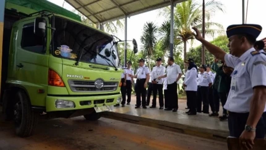 Menhub Sebut Jembatan Timbang Sarang Pungli, Peneliti Pertanyakan Sanksi terhadap Oknum Pelaku