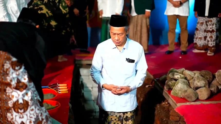 Katib Aam PBNU Prakarsai Peletakan Batu Pertama Pendirian Pesantren Ghazalia Metuk di Boyolali