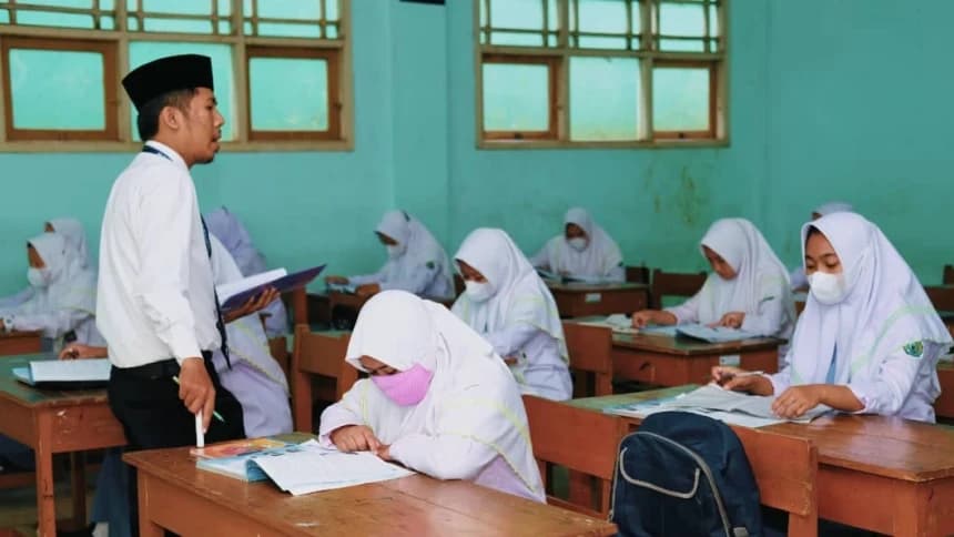 Guru Non-ASN Tanggapi Sri Mulyani: Negara Tak Boleh Lepas Tangan soal Kesejahteraan