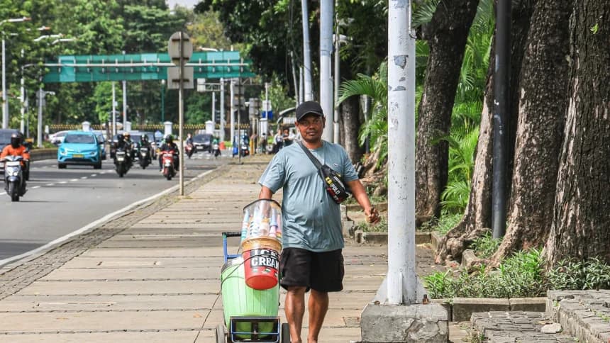 Kisah Para Ayah Pekerja Informal di Jakarta, Bertarung dengan Ketidakpastian