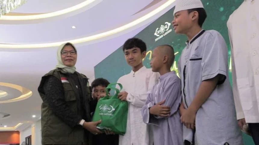 NU Care-LAZISNU Salurkan 600 Paket Pendidikan dan Sembako dalam Rangka Harlah Ke-100 NU