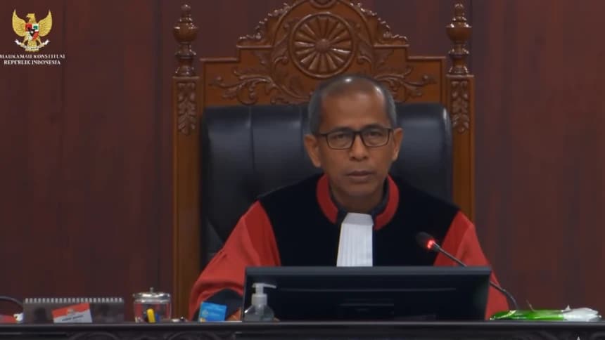 Hakim MK Pertanyakan Mekanisme Seleksi TNI di Kementerian dan Kritik Kepala BNPB soal Bencana Sumatra