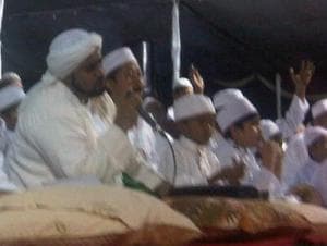 Habib Syekh: Ikutlah Kiai..!